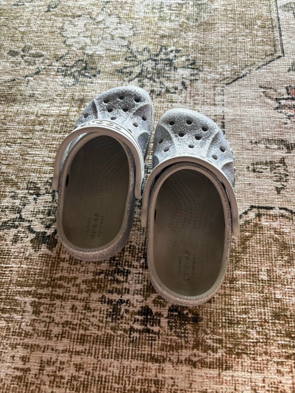 CROCS Kids Glitter Clogs in Silver